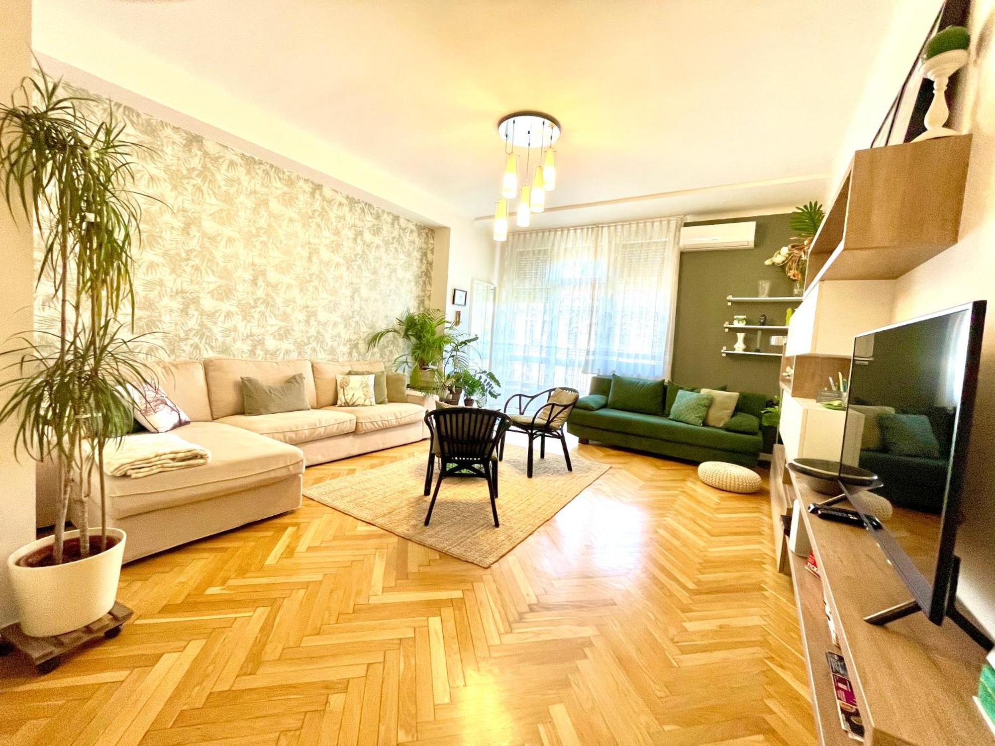 Mint Pearl Apartment 3 Rooms 2 Bathrooms At Kalvin Square Budapeşte Dış mekan fotoğraf